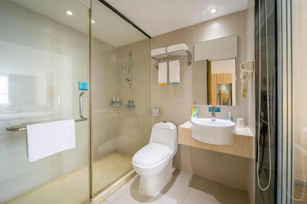 City Comfort Inn Maoming High Speed Railway Station Wenming Road