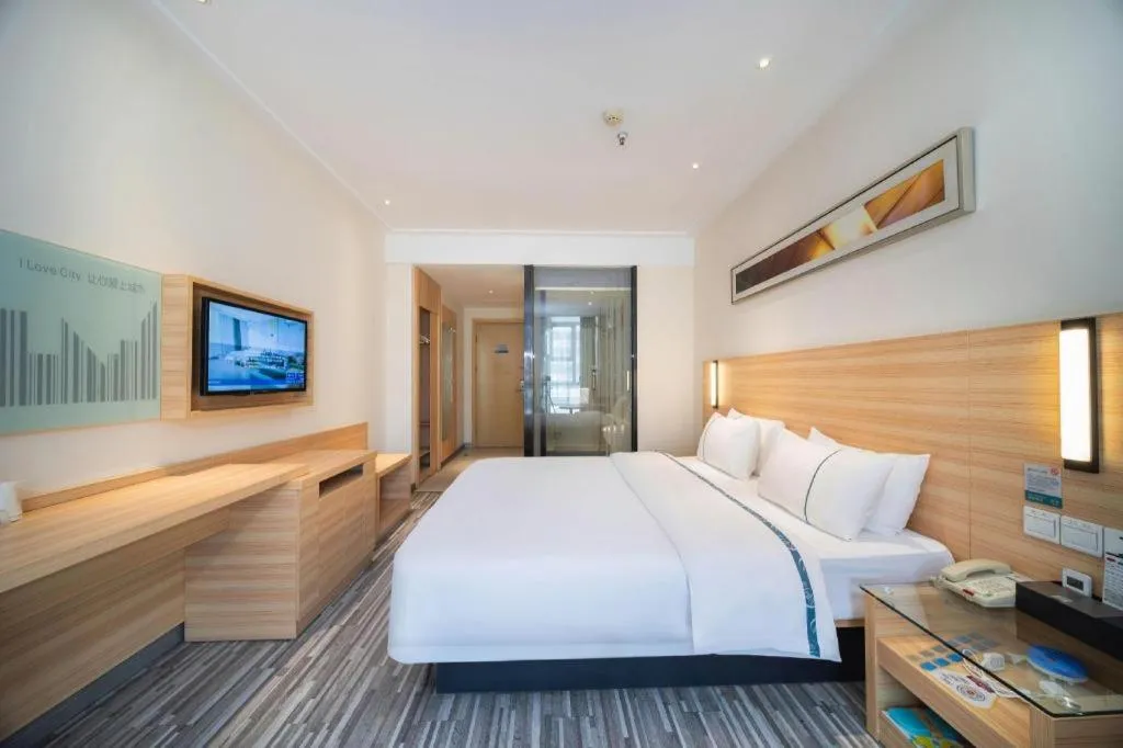 Bed in City Comfort Inn Wuhan Rui'an Street Metro Station