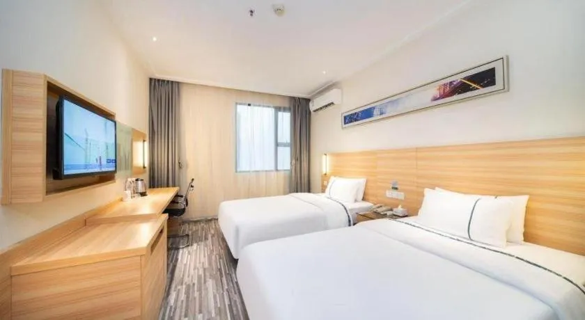 Bed in City Comfort Inn Wuhan Rui'an Street Metro Station