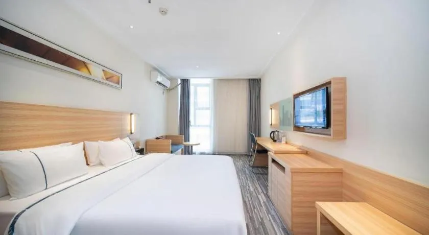 Bed in City Comfort Inn Wuhan Rui'an Street Metro Station