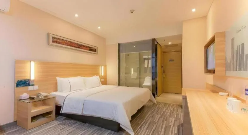 Bed in City Comfort Inn Wuhan Rui'an Street Metro Station