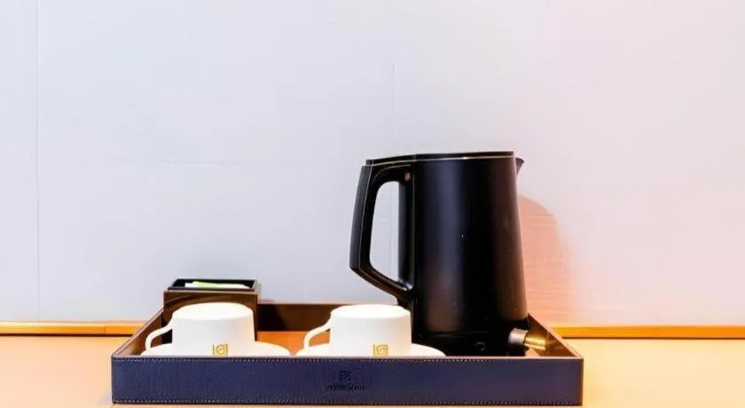 Borrman Hotel Zhuhai Gongbei Port Fuhuali Light Rail