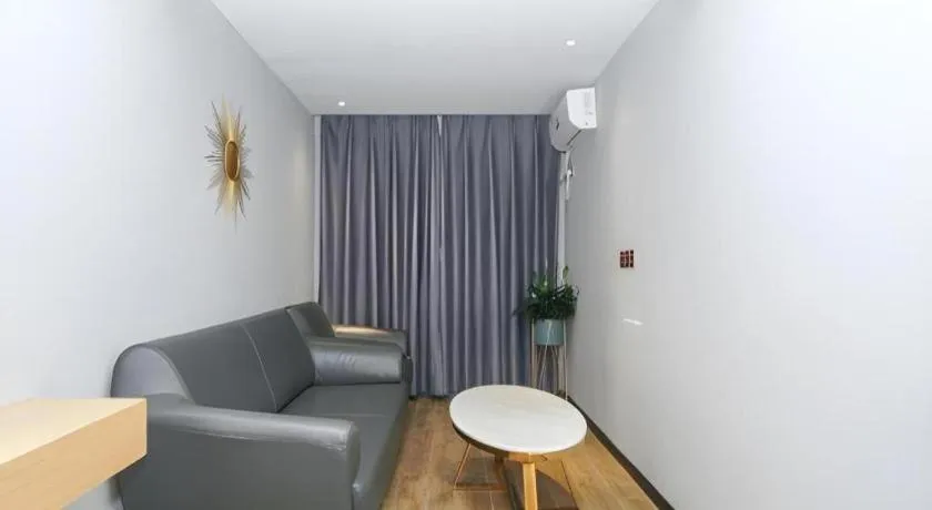 Borrman Hotel Zhuhai Gongbei Port Fuhuali Light Rail