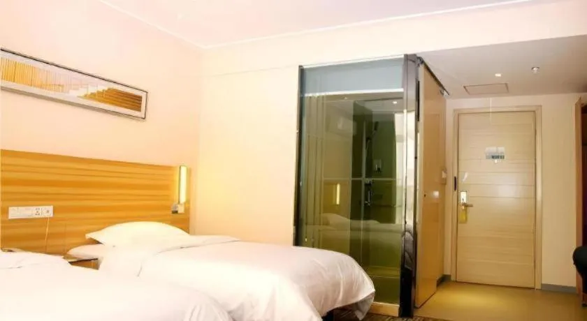 Bed in City Comfort Inn Qianjiang Longxiacheng