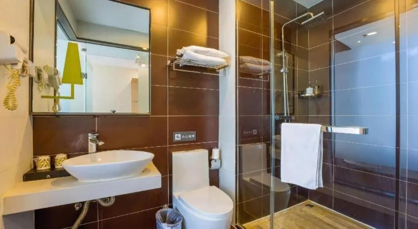 IU Hotel Taiyuan Changfeng West Street The Mixc