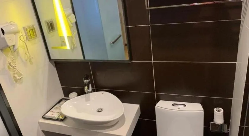 IU Hotel Taiyuan Changfeng West Street The Mixc