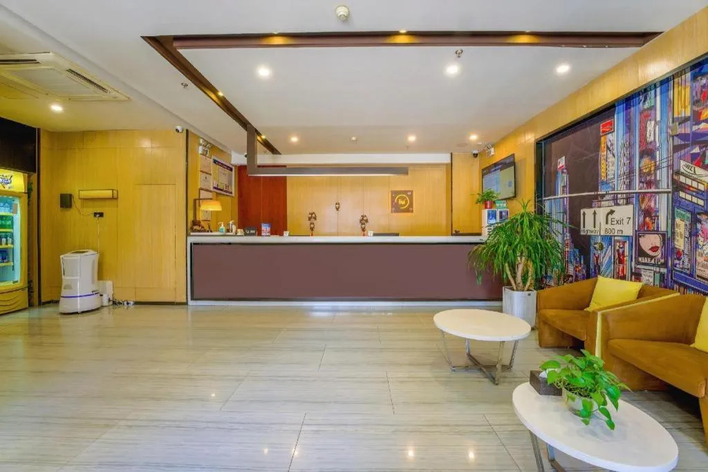 IU Hotel Taiyuan Changfeng West Street The Mixc