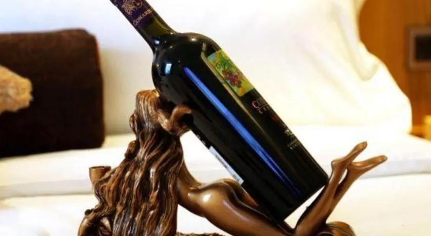 James Joyce Coffetel· Hefei Anhui Agricultural University