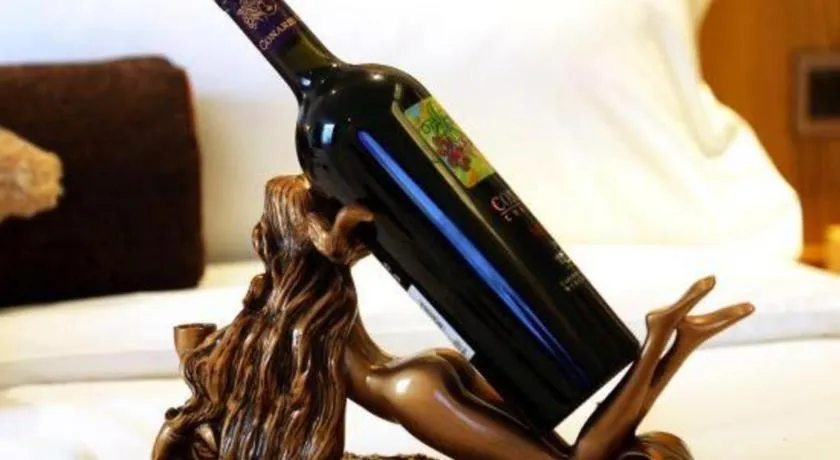 James Joyce Coffetel· Hefei Anhui Agricultural University