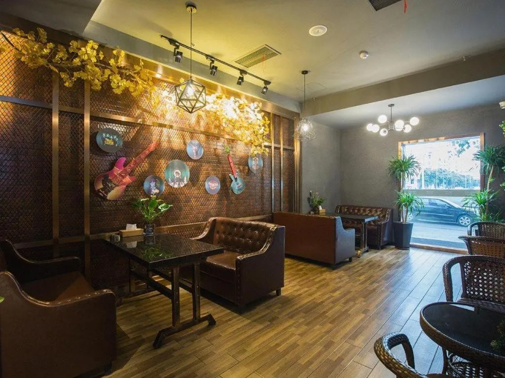 James Joyce Coffetel· Hefei Anhui Agricultural University