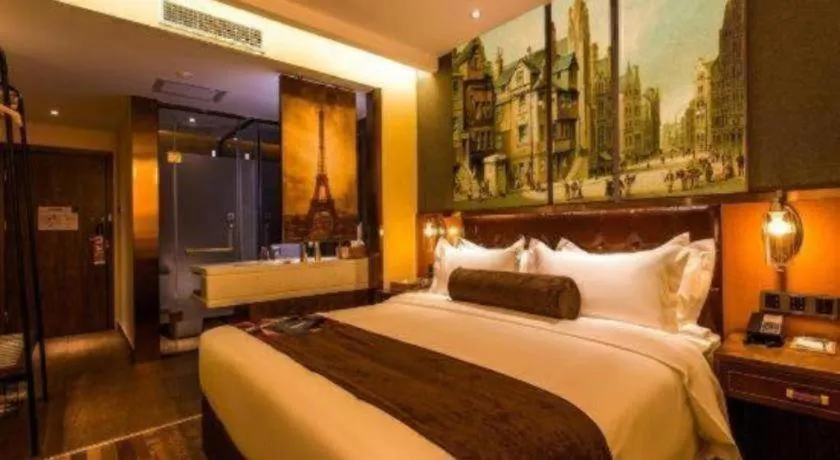 Bed in James Joyce Coffetel Beijing Station