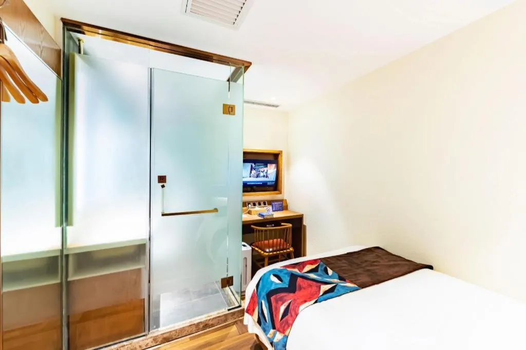 Bed in James Joyce Coffetel Beijing Station