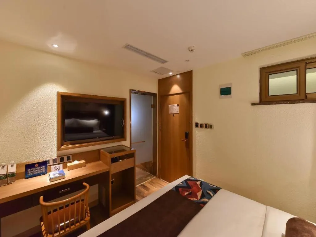 Bed in James Joyce Coffetel Beijing Station