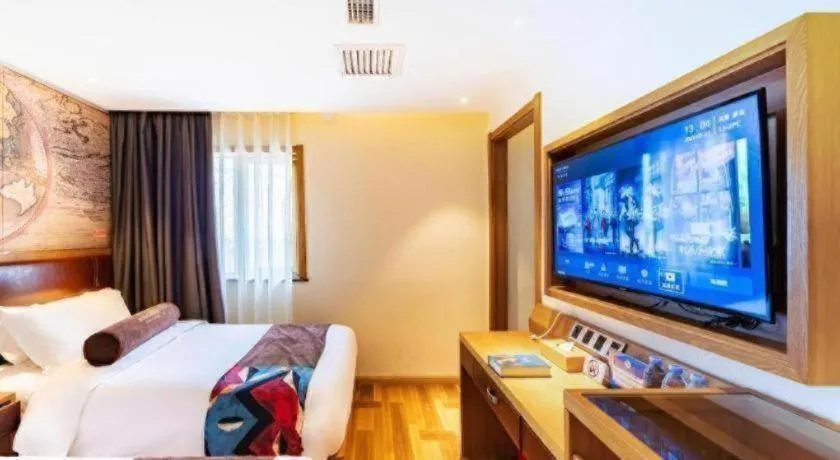 Bed in James Joyce Coffetel Beijing Station