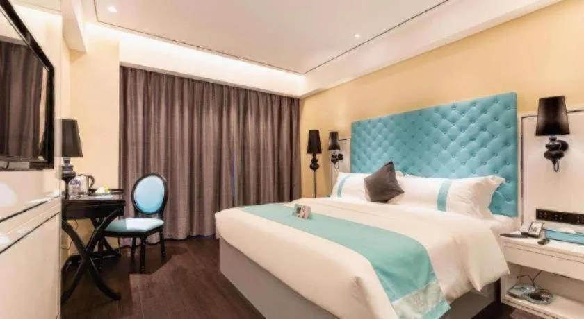 Bed in Xana Hotelle· Dalian Software Park University of Technology