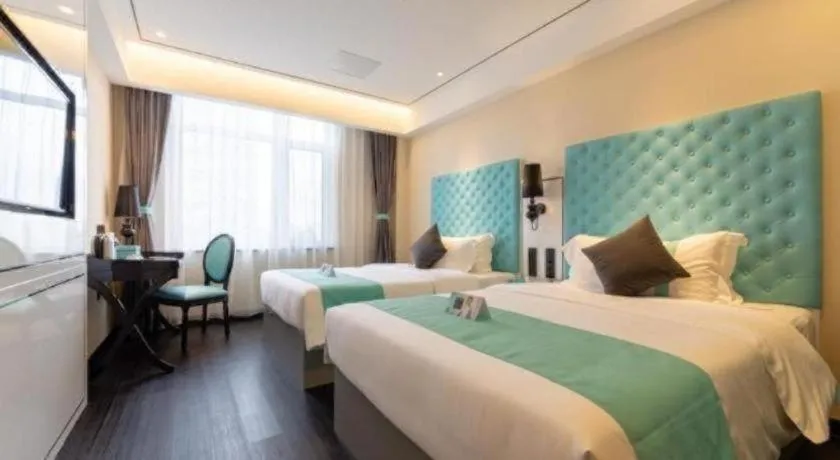 Bed in Xana Hotelle· Dalian Software Park University of Technology