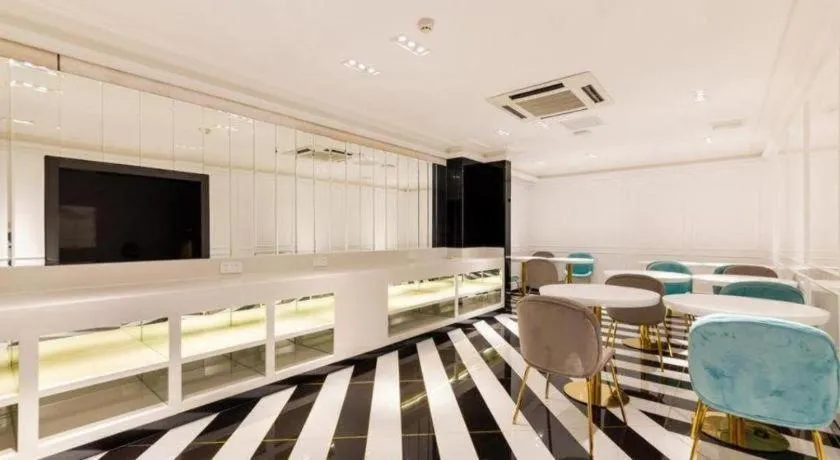 Xana Hotelle· Dalian Software Park University of Technology