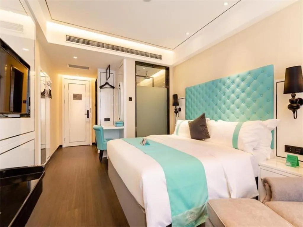 Bed in Xana Hotelle· Dalian Software Park University of Technology