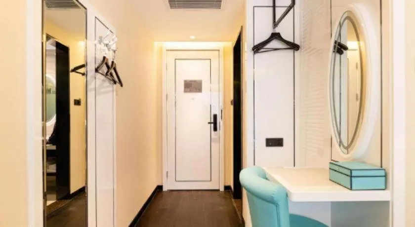 Xana Hotelle· Dalian Software Park University of Technology