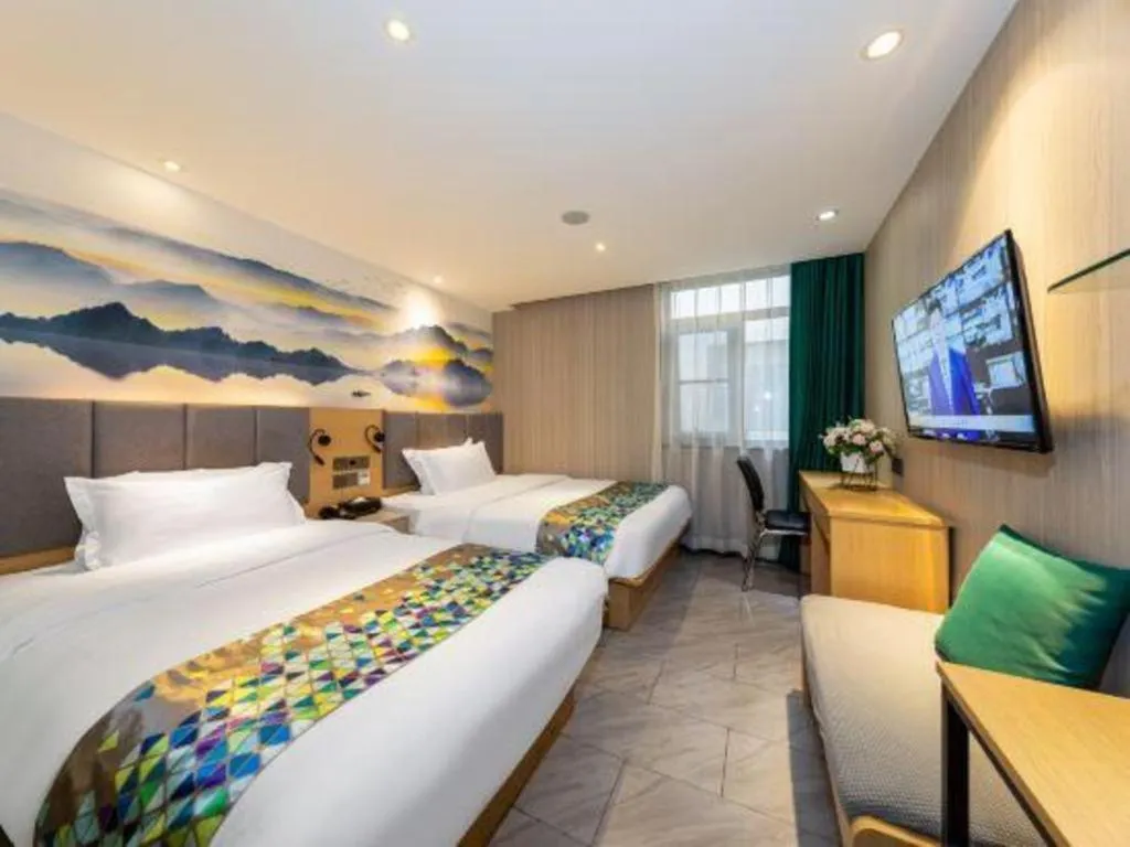 Bed in ZMAX Hotel Beijing Tongzhou Universal Tourist Resort Linheli Metro Station