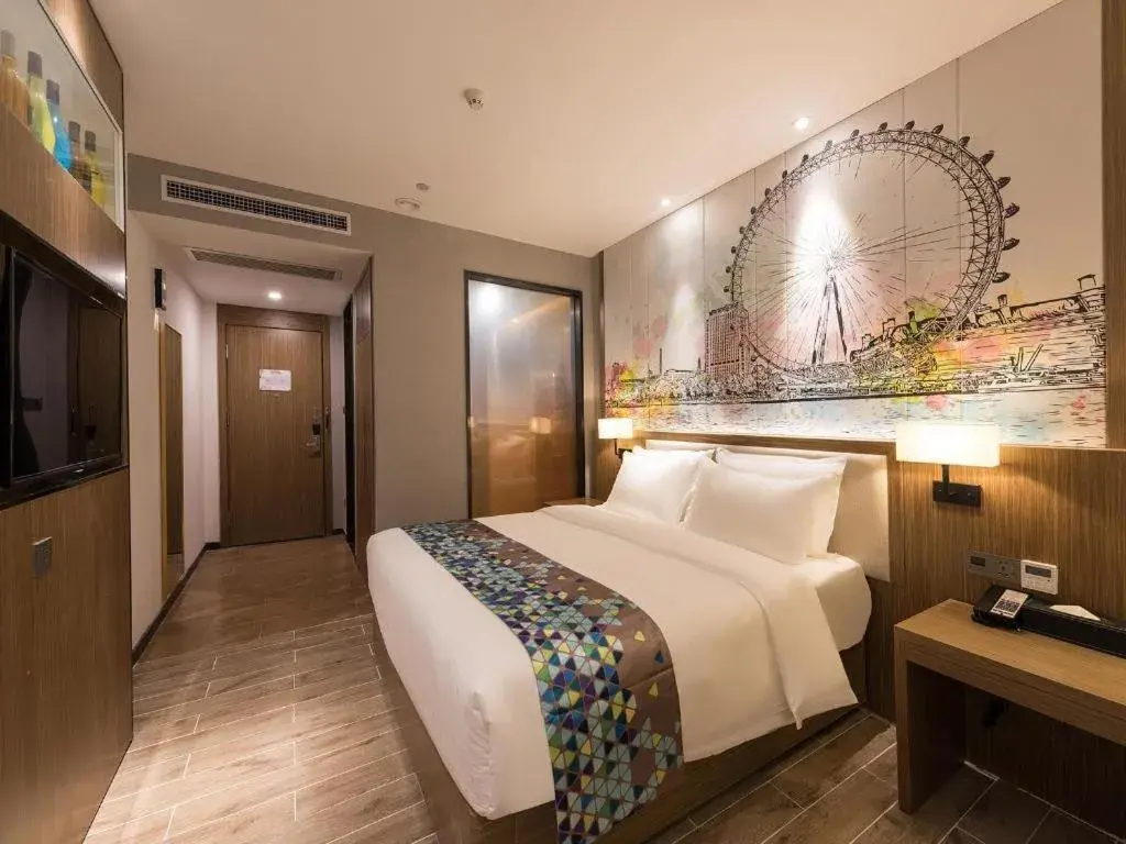 Bed in ZMAX Hotel Beijing Tongzhou Universal Tourist Resort Linheli Metro Station Bed in ZMAX Hotel Beijing Tongzhou Universal Tourist Resort Linheli Metro Station