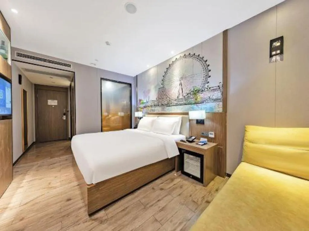 Bed in ZMAX Hotel Beijing Tongzhou Universal Tourist Resort Linheli Metro Station