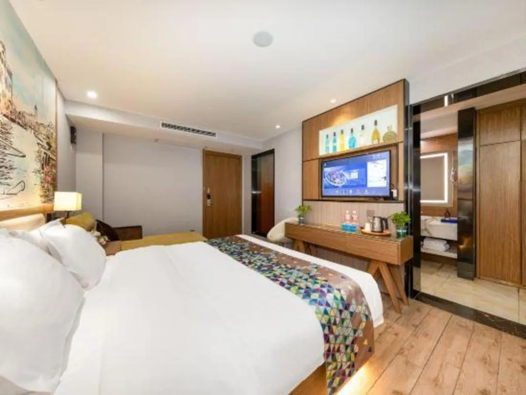 Bed in ZMAX Hotel Beijing Tongzhou Universal Tourist Resort Linheli Metro Station