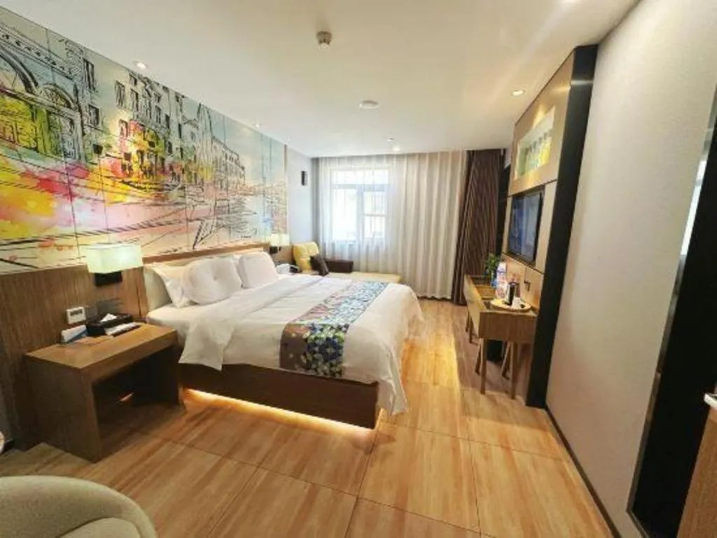 Bed in ZMAX Hotel Beijing Tongzhou Universal Tourist Resort Linheli Metro Station