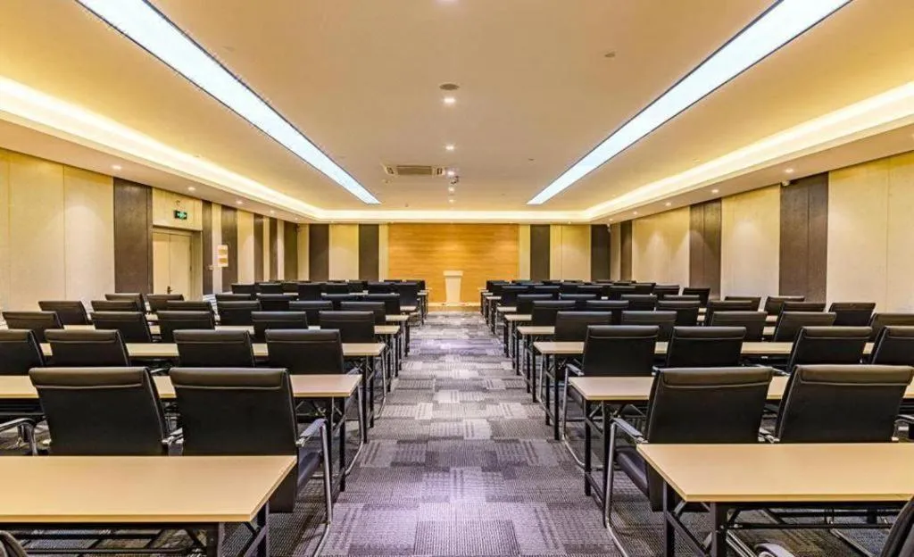 Lavande Hotels Xuzhou Yunlong Wanda Medical University