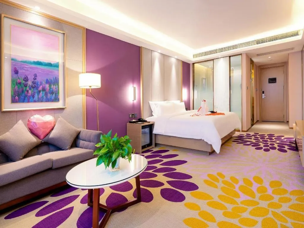 Bed in Lavande Hotel Lu County High-Speed Railway Station Wanhu Daduhui