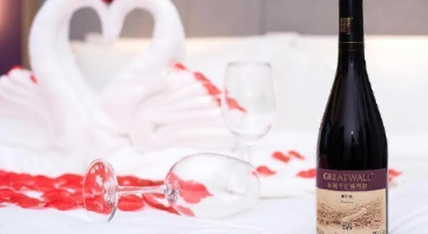 Lavande Hotel Lu County High-Speed Railway Station Wanhu Daduhui