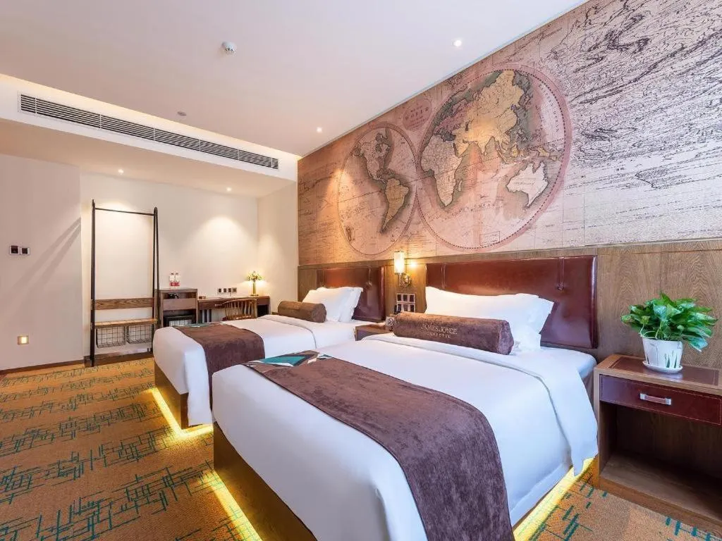 Bed in James Joyce Coffetel Beijing Pinggu Hospital Century Square