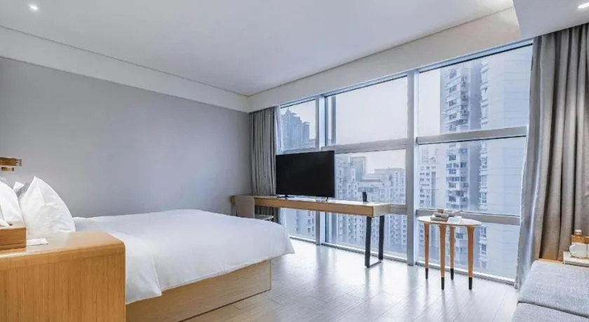 JI Hotel Shanghai Shangcheng Road Metro Station