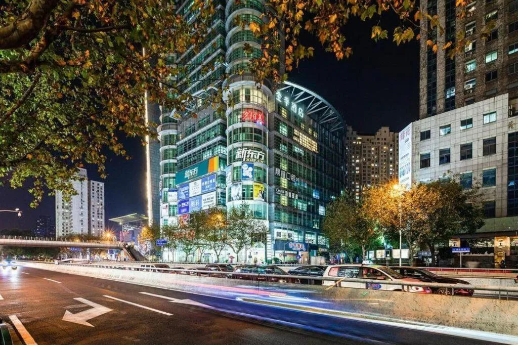 JI Hotel Shanghai Shangcheng Road Metro Station