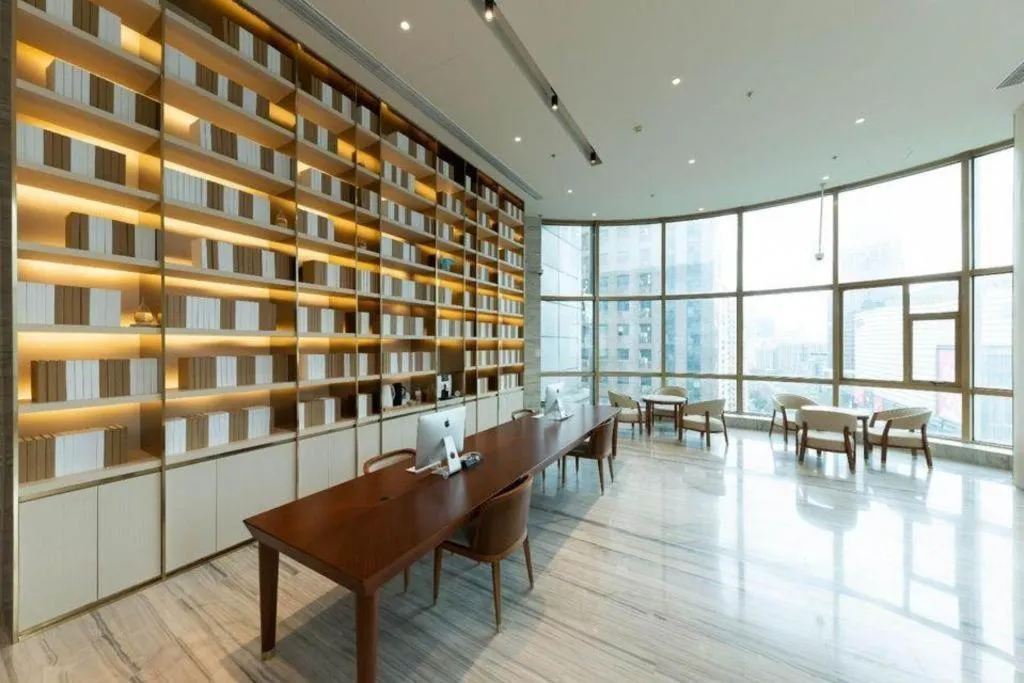 JI Hotel Shanghai Shangcheng Road Metro Station