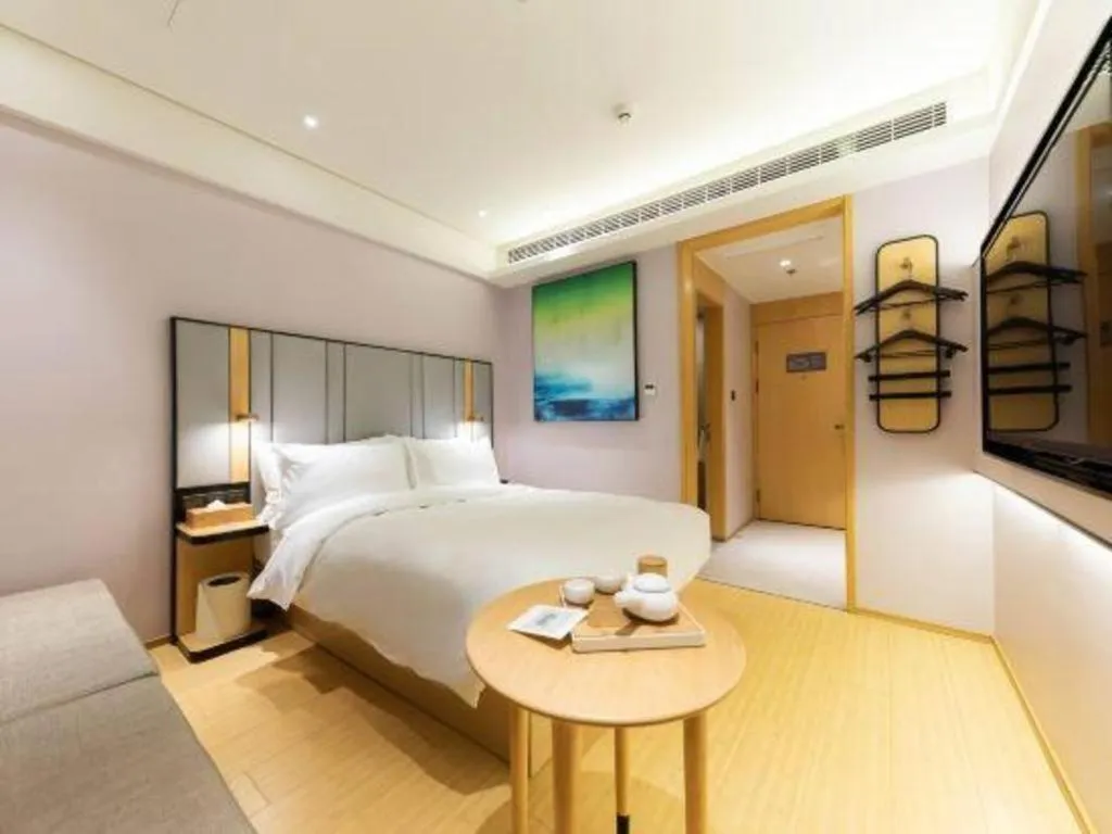 JI Hotel Shanghai Shangcheng Road Metro Station