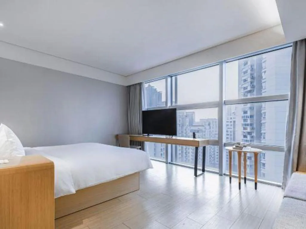 JI Hotel Shanghai Shangcheng Road Metro Station