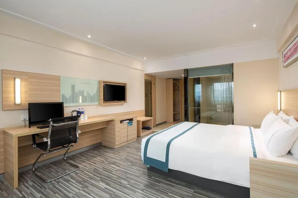 Bed in City Comfort Inn Changsha Yuelu Mountain Meixi Lake Park