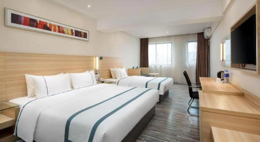 Bed in City Comfort Inn Changsha Yuelu Mountain Meixi Lake Park