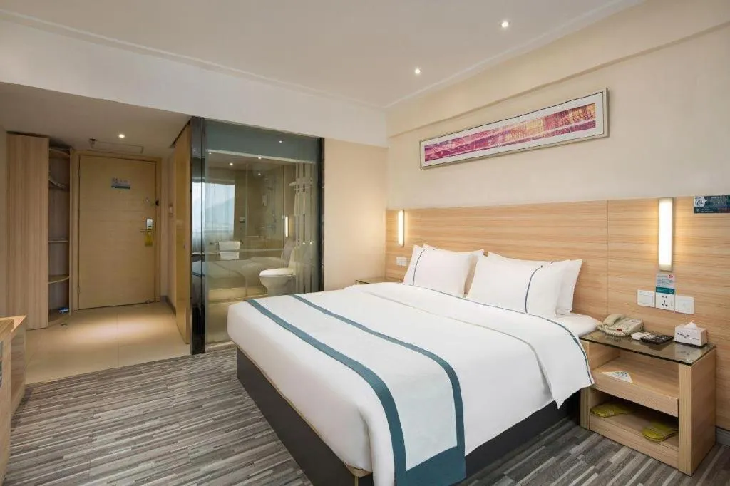 Bed in City Comfort Inn Changsha Yuelu Mountain Meixi Lake Park