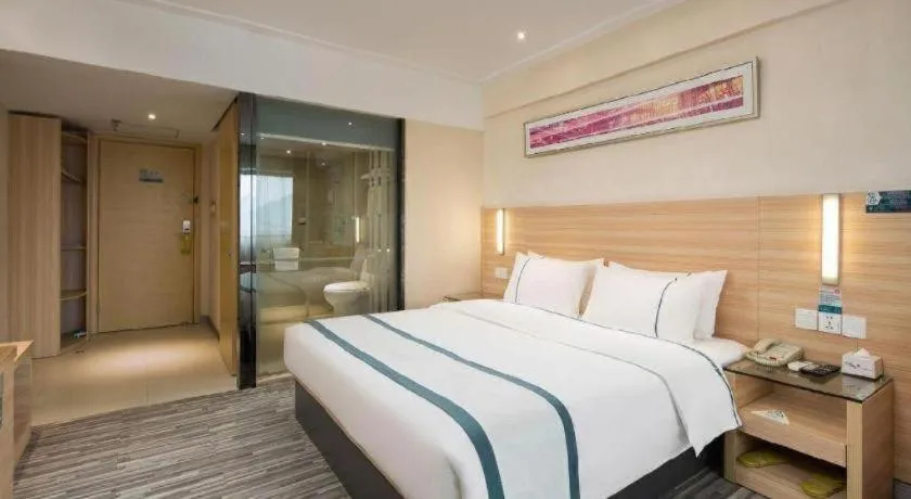 Bed in City Comfort Inn Changsha Yuelu Mountain Meixi Lake Park