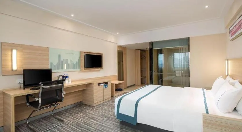 Bed in City Comfort Inn Changsha Yuelu Mountain Meixi Lake Park