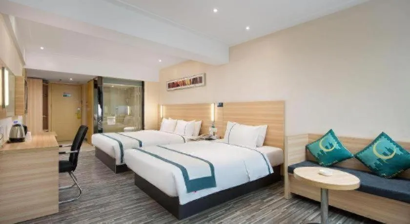 Bed in City Comfort Inn Changsha Yuelu Mountain Meixi Lake Park