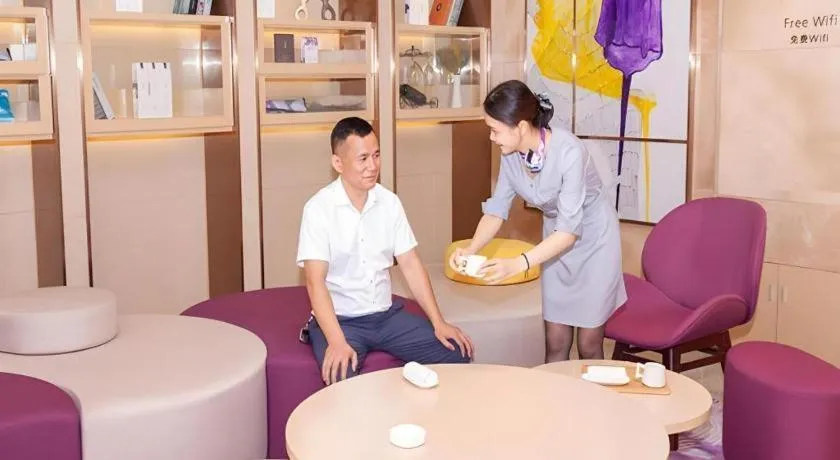 Lavande Hotel Guangzhou Zengchen Xintang Light Railway Station