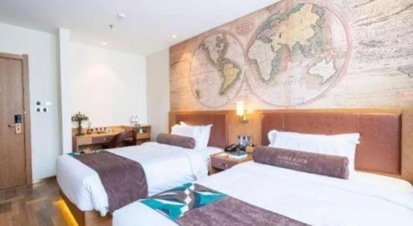 Bed in James Joyce Coffetel Shenyang North Railway Station Qishan Road Metro Station