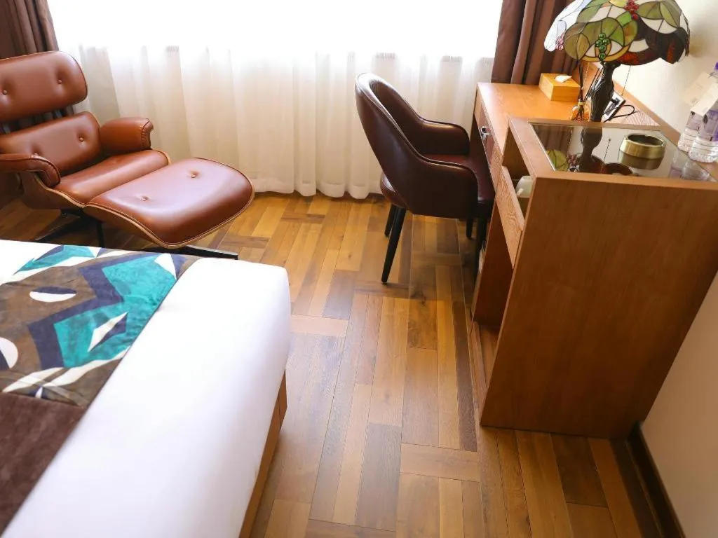 James Joyce Coffetel Shenyang North Railway Station Qishan Road Metro Station