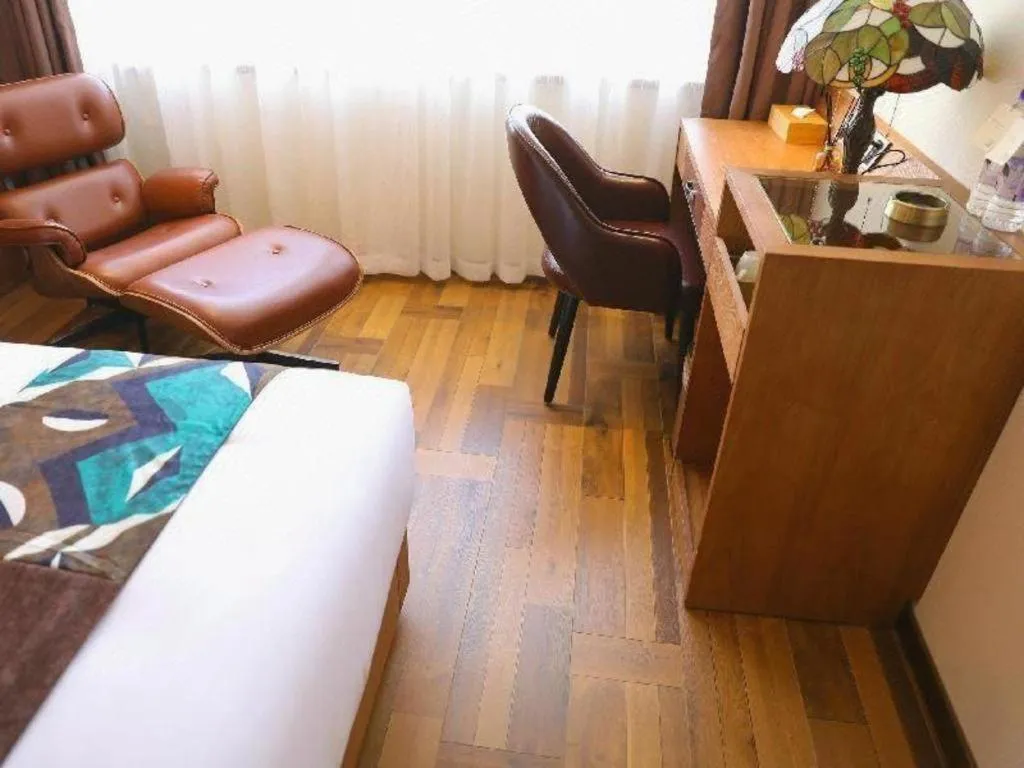 James Joyce Coffetel Shenyang North Railway Station Qishan Road Metro Station