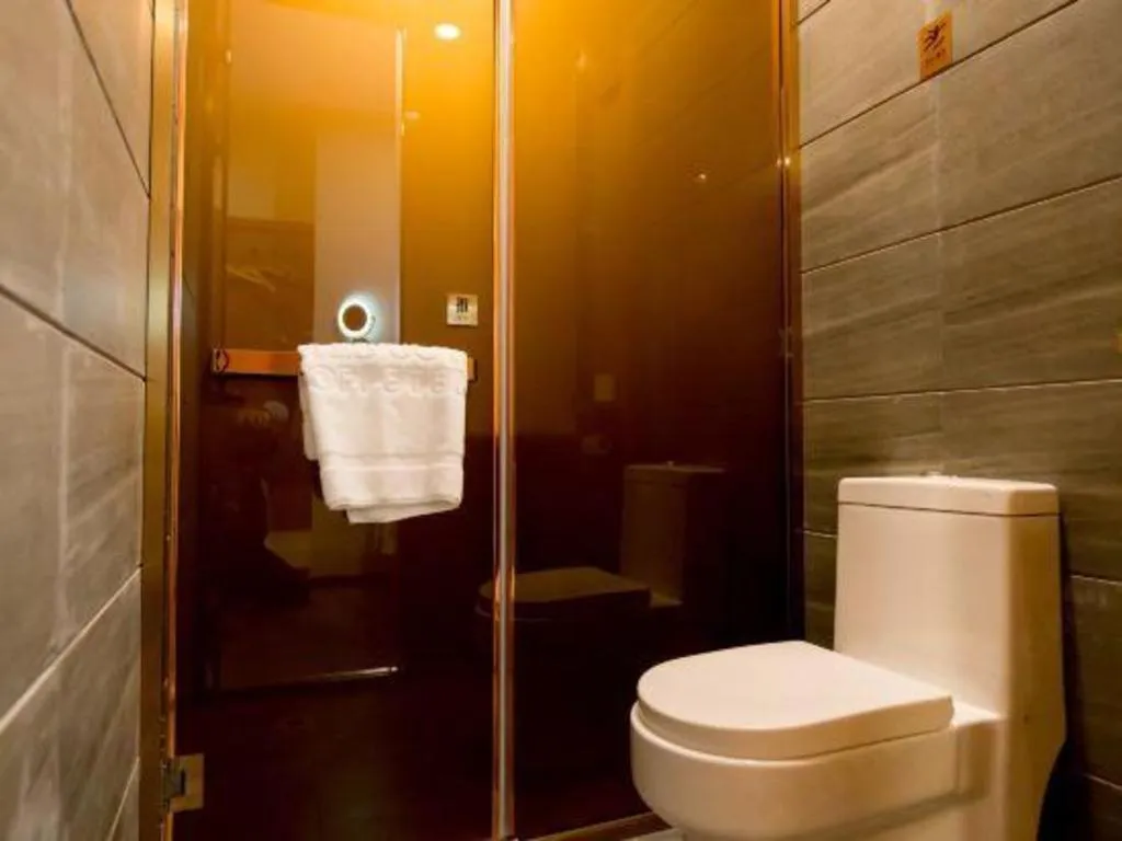 James Joyce Coffetel Harbin Central Street