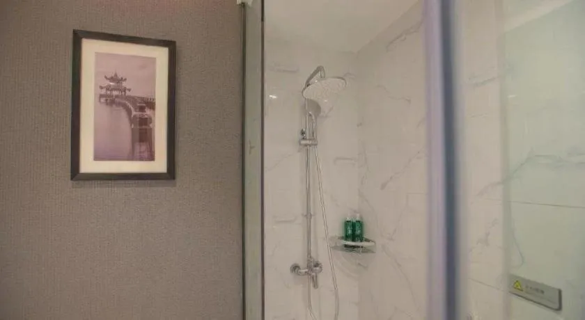 Magnotel Hotel Dongxing Guomen Port