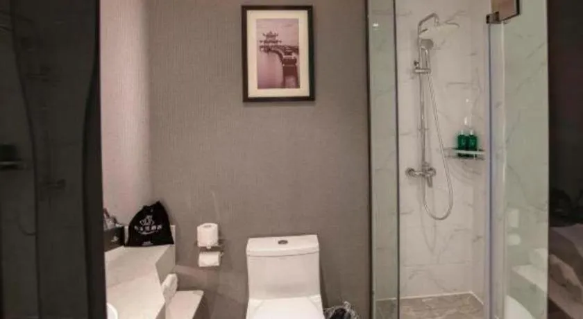 Magnotel Hotel Dongxing Guomen Port